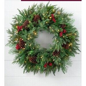 Balsam Hill Outdoor Winter Evergreen Battery Powered Wreath 24" New In Box
